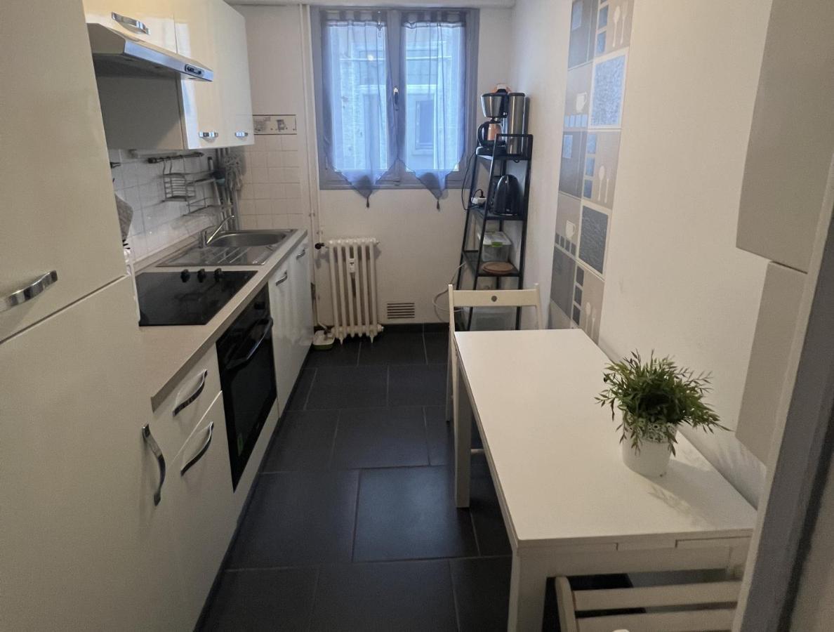 Le P'Tit Gris Apartment Рошвор Екстериор снимка